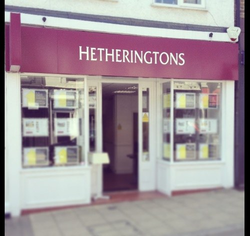 Lettings Agent located in Buckhurst Hill, Essex. Looking for a property to rent or to be rented? Look no further! Contact on 0208504443