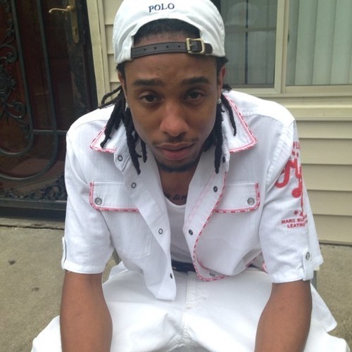 getdatmoneybaby's profile picture. Follow me on insta @getdatmoneybaby #Neighborhoodsuperstars #guitarssexloveandotherdrugs #uppersoverdowners