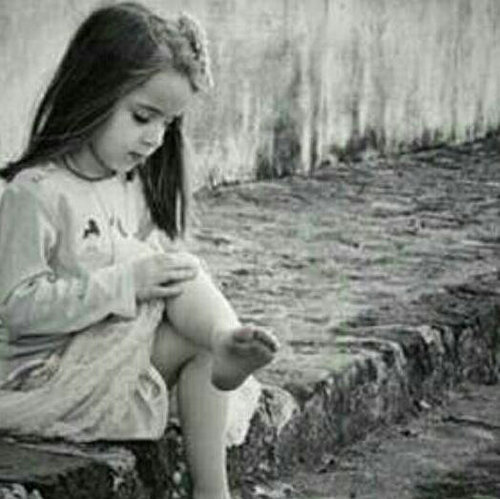 مؤذيَ اللقاءِ صِدفة رغَم أنَ كِل شَئ قد إنتِهى ،