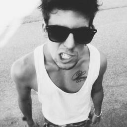 strangebr's profile picture. 