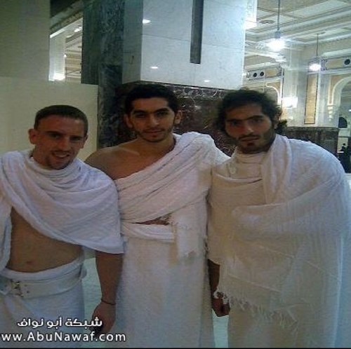 Muslim Football Players legend Fans. Islam is our priority! Share fact,picture and news. Wassalam