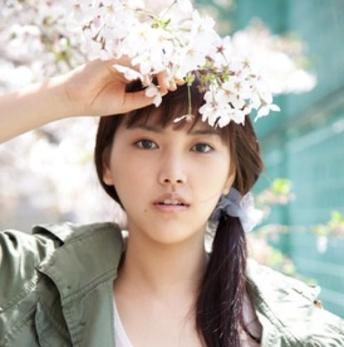 アイドルが好きな高校生です。特にbump.y・S☆G・東京女子流が好きです(￣^￣)ゞ押しは桜庭ななみさん・稼農楓さんですo(^▽^)oあと、竹富聖花さんも好きです。よろしくお願いします。