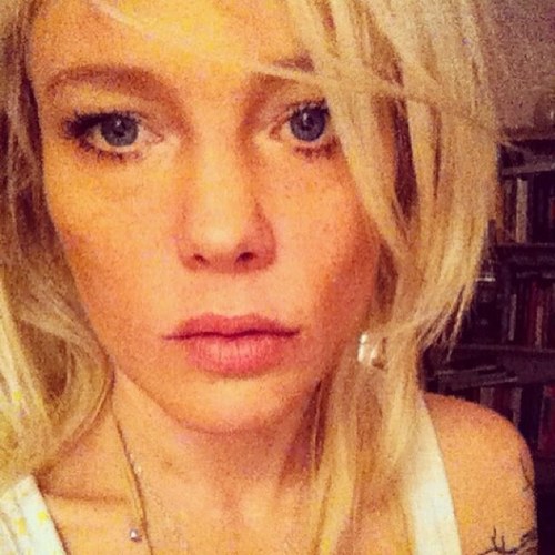 linaljungdahl's profile picture. Axplock ur en lagom förtvivlad människas likgiltiga vardag