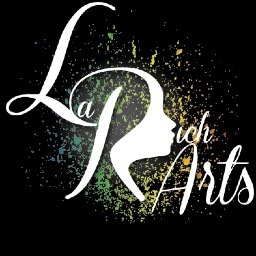 body painter, poet, digital artist, sxm born rep it til i die kinda chick