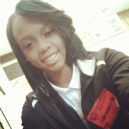 Pretty & Loving Lifee :) KikMee LOYAL12_ & Tell All Ya Friends Too Follow Mee !