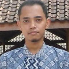 eks Pedagang Kerupuk Singkong Keliling yg berproses menjadi Penulis II Pendidik II Pengelola Pustaka Rumah Dunia