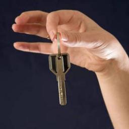 checkinrequest's profile picture. Made by Sandapaname Location chez l'habitant Grand Paris