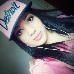 Quem se descreve se limita!
