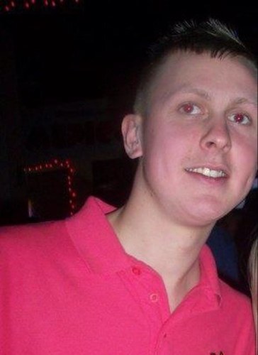 Josephl1989's profile picture. Joseph 24 ,Welsh,Follow Me & ill Follow Back :D