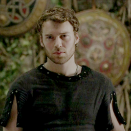 I´m Kay ,a knight of Camelot. I was for a long time away but now I´m back. I´m in love with the wonderful Lady @LadyMithy  I go through death for her!