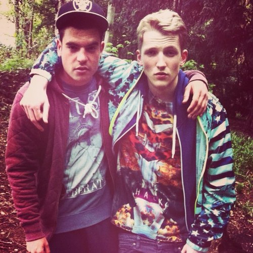 wkdbingie's profile picture. i had 40k followers and then got my account blocked :((( so yeah new account pls follow me X