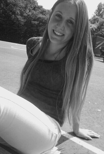 instagram: melissa10397