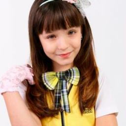 SOU A FAMOSA DO #CARROSSEL MARIA JOAQUINA TE SEGUINDO PRA NÃO PERDER MEUS FÃNS EM BREVE O CONTATO PELO SKYPE ME SIGA QUE EU PASSO MSN DA LARISSA