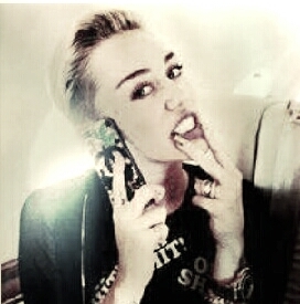 Yow man, smiler na area! Cyrus Forever and Ever