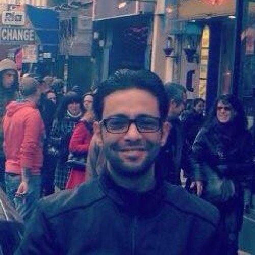 Avoir un ami imaginaire : Enfance. Être plusieurs à avoir le même : Religion. Être nombreux à en avoir plusieurs : Twitter.