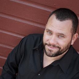 Inspirational Fiction Author;
Married to @AndieKingsbury;
Dad of 9 amazing kids
