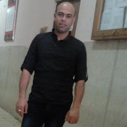 لا احد يستطيع ركوب ظهرك الا اذا انحنيت
مارتن لوثر كينج