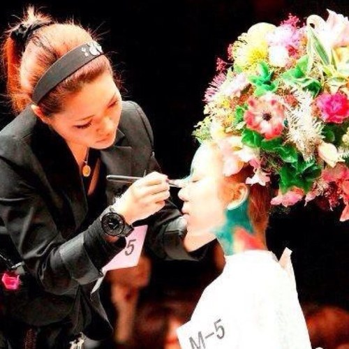 Paris Collection 2011★Grand Prix★ 2012.07〜パリコレメイククルーの一員として参加！