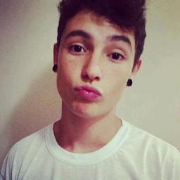 Boydirectioner,15 anos. 
@ClubeFollowBack