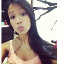 Brilhando em vida, sorrindo a toa e vibrando de amor e paz :)