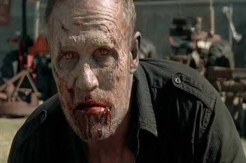 soy solo un zombie en twitter nada mas eso soy