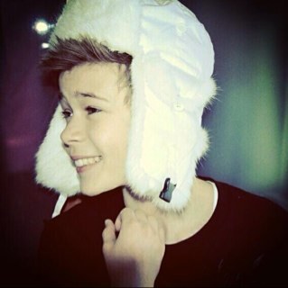 lovers_chris's profile picture. Hey everybody i like music and hanging with my friends and if u follow thank u XOXO!!!