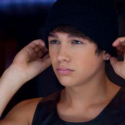 I luv Austin Mahone Justin Beiber 1D Cher Lloyd Emblem3 & Little Mix