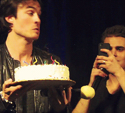 Nunca deixe de ter em mente q o simples fato de existir já é divertido. @iansomerhalder S2 Você faz as suas escolhas, suas escolhas fazem você. '-' Hic Et Nunc
