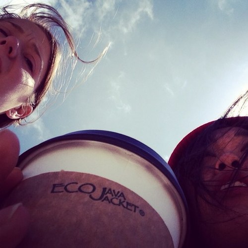 Vino4miRhino's profile picture. Stranded in the peninsula known as Iowa.
http://t.co/R3bHJNmxej