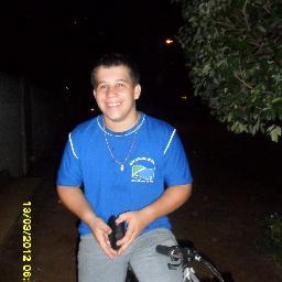 sou uma pessoa legal , muitos criticam sem saber , sou timido a maioria das vezes mas não sempre é questão de se acostumar comigo .