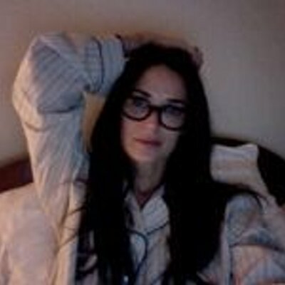 Profile Picture of Shannon Drakeford (@Shannon_39Drake) on Twitter