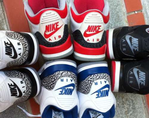 Jay ino .hustler .Son. Brother .BF.Dog owner .Phone Junkie . MMA FAN/ What's a bet?? .Sneakerhead .Blowing clouds