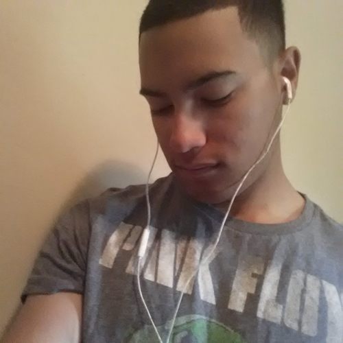 Dmoneysaturn's profile picture. 