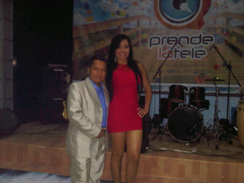 jJUAN CARLOS CUASPUD CANTANTE PROFESIONAL