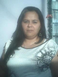 ama de casa, estilista, amo a Dios y a mis hijas sobre todas las cosas, se ser amiga...