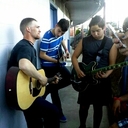 Larry Snellings Jr. - @larrysnellings - Twitter