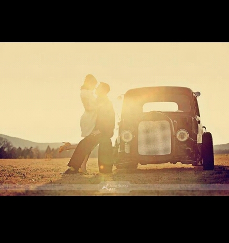 La realidad de la vida y el amor.                                 Follow me and follow back