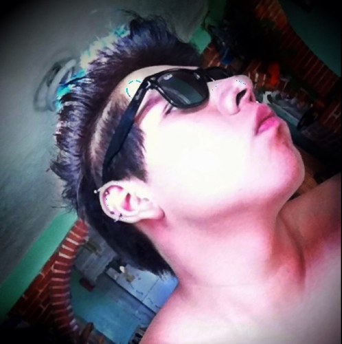 DeckZnick's profile picture. The music is the biggest way of expression after the look. (Follow me)