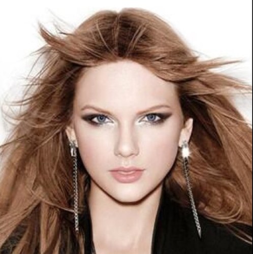 i love taylor swift so much.. she is my inspiration... love you tay...