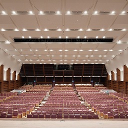 海老名市文化会館公式アカウントです。当ホールで行う自主事業を中心にいろいろなイベントを紹介していきます。お問合せ：☎046-232-3231