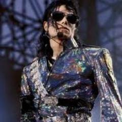 We are the official Irish Fan Page of The King Of Pop Michael Jackson #MoonwalkersForever R.I.P MJ