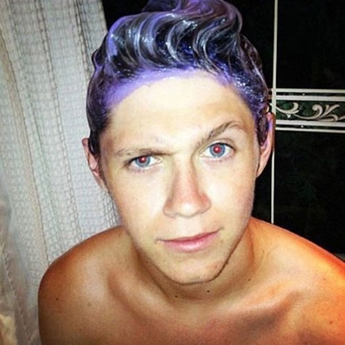 If I die blame the blonde one. I follow back :)