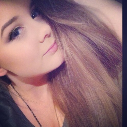 follow & check out my band if you want, @CloudNineAU :) lakyn heperi, matt corby, john mayer, gavin degraw, bon iver ♥