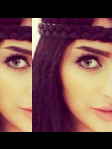 سأككمل حيآٺي وأحقق مَ ٺبقى ﻣن طموحآٺي وسأبكي ﻣن شدة ﺎﻟﻓرح ﯾۆماً ! بإذن آﻟلهہ’ه اقتبس شخصيه @MeshalAlharbi22 (بعض مفضلتي من كتاباتي )1995