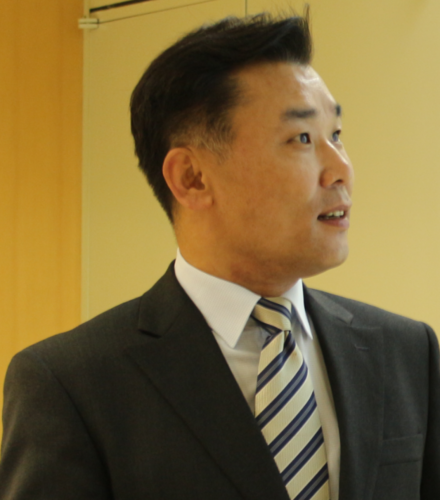 “따뜻한 자본주의 4.0을 리딩하는 기업 KT의 IT서포터즈”
KT 그룹 IT전문 봉사단(광주팀장,호남IT포럼전문위원)
IT나눔-기본IT활용지식, 스마트폰/태블릿PC 등
누구나 행복한 IT세상, 따뜻한 스마트 세상 만들기
스마트아카데미 운영 및 SNS 전문 교육 등