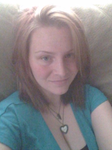 Queenie_Weenie's profile picture. I'm Melinda. I have 3 handsome little boys, Drake,Gavin & Trent. I'm married to my high school sweetie, Devin. I tweet about the day 2 day as a SAHM.