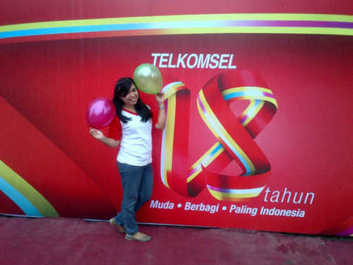 Suka humor 'n' periang ☺