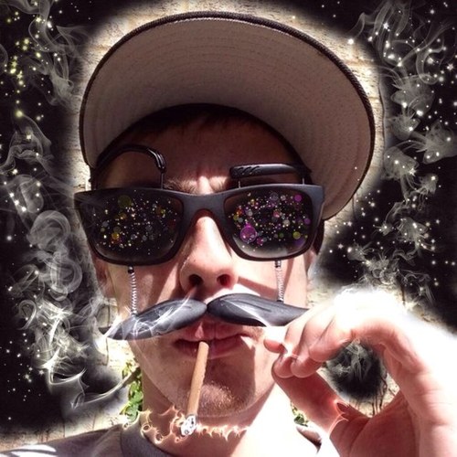 #WakeAndBake Smoking, Parenting, Smoking #TheHighLife #StonerDad #StonedSociety #TeamRaph