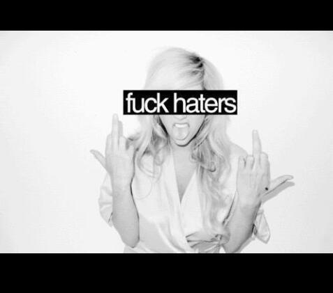 hotmess_babe's profile picture. Love  me, hate me, say what you want about me, BUT YOU WANNA F U C K ME. College Student, Canadian, Chivette & tons of sass xox. KCCO kik:hotmess_baabe