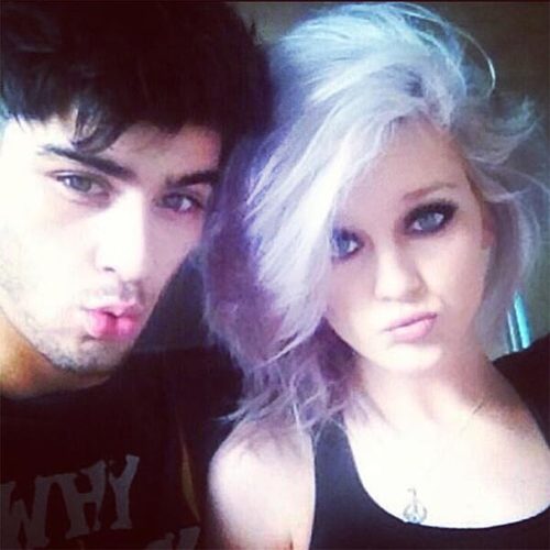 Follow @ahoynourry and @seoulniall